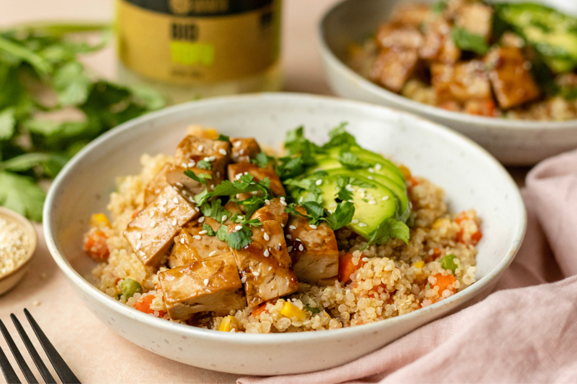 Šéfkuchař George Veggie-quinoa Tento zdravý recept změní vaše stravovací návyky – Výsledek vás šokuje Domácí recepty Bezlepková jídla  Zdravý recept Vláknina Rychlý oběd Quinoa Citrónová šťáva Avokádo 